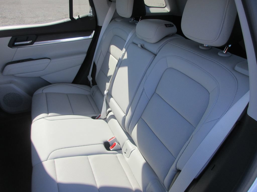 New 2026 GMC Terrain Denali AWD/4WD image 12
