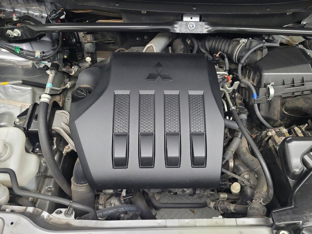 Used 2020 Mitsubishi Eclipse Cross ES FWD image 30