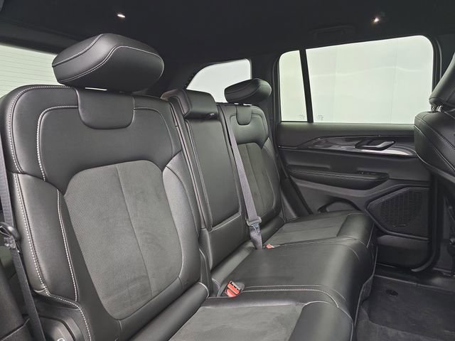 Used 2023 Jeep Grand Cherokee Altitude AWD/4WD image 42