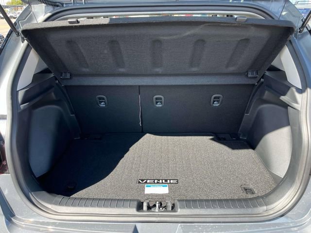 New 2026 Hyundai Venue SEL image 19