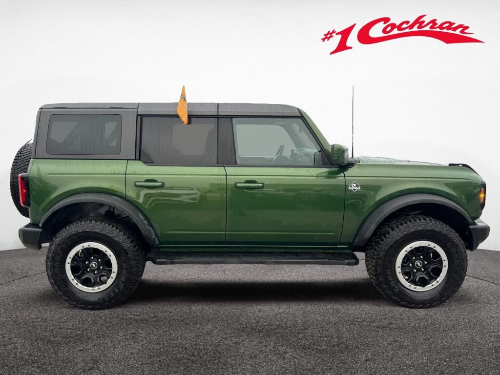 Used 2023 Ford Bronco Outer Banks w/ Sasquatch Package image 24