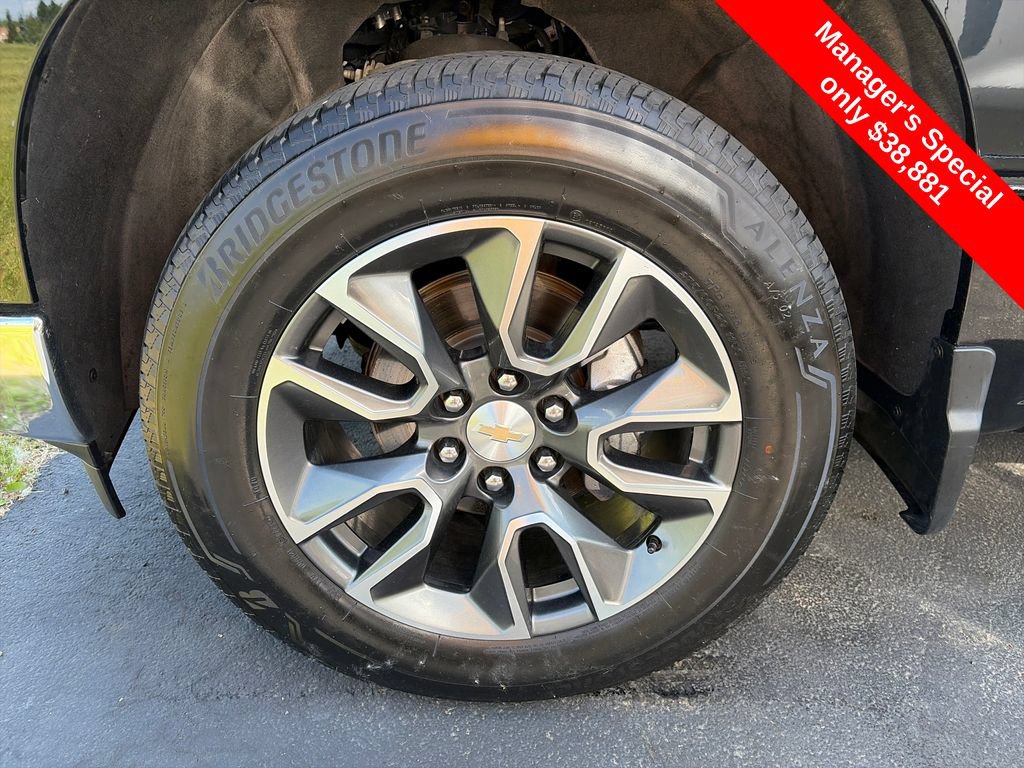 Used 2024 Chevrolet Silverado 1500 LT AWD/4WD image 28