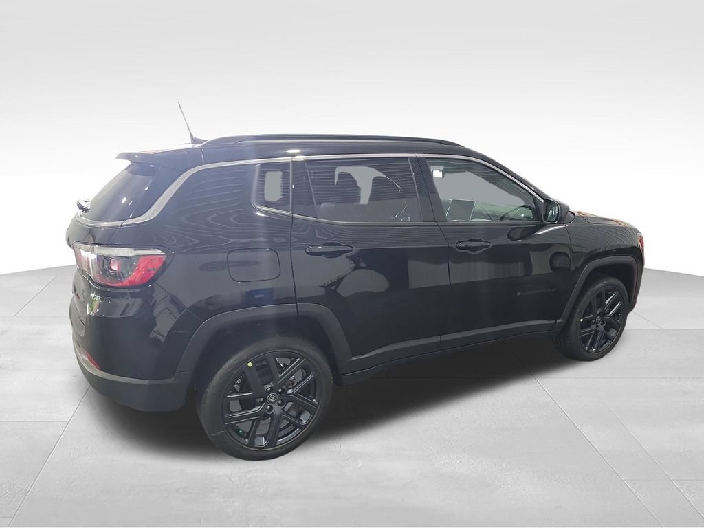 New 2026 Jeep Compass Latitude AWD/4WD image 5