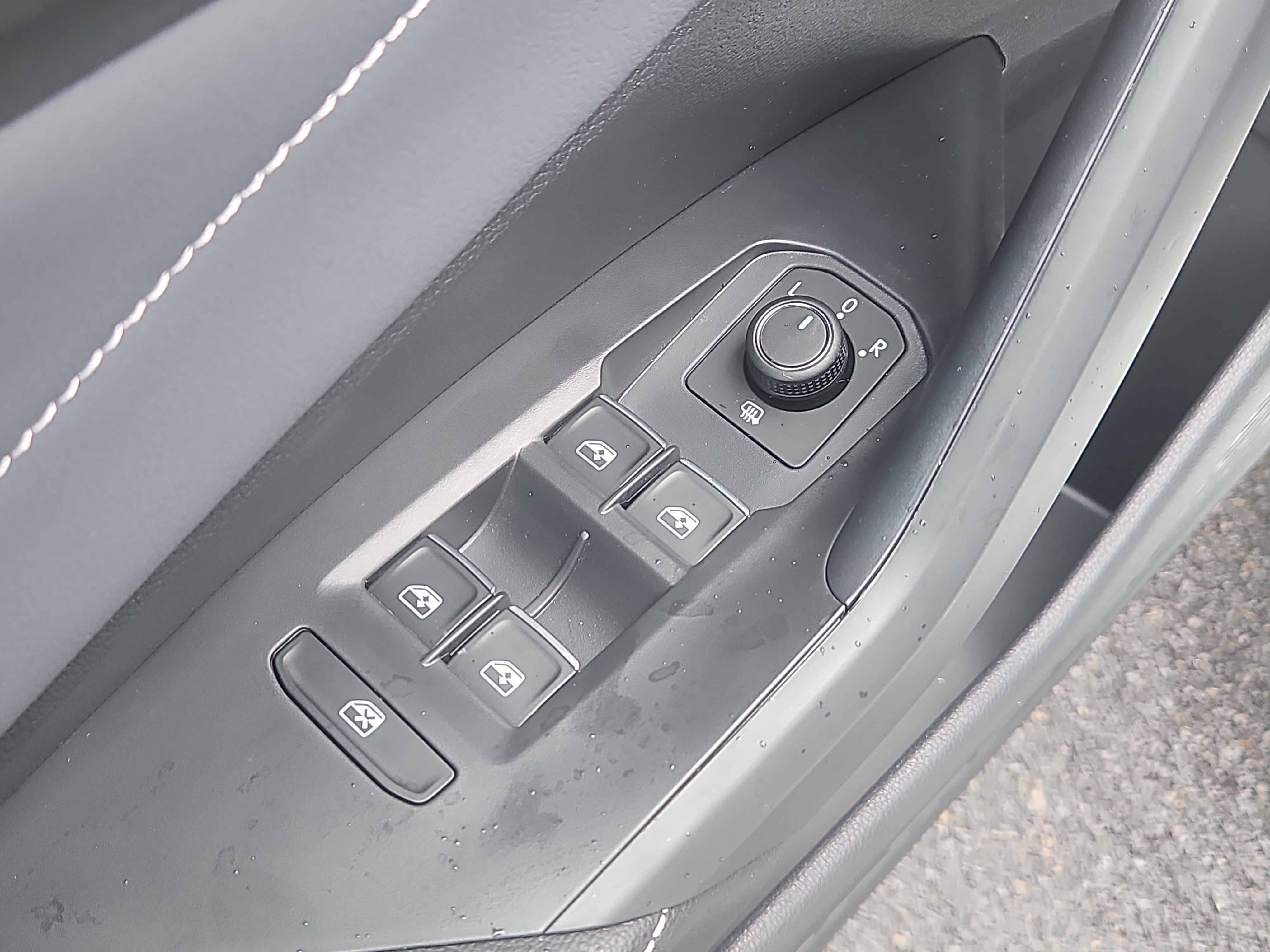 New 2026 Volkswagen Jetta SEL FWD image 16