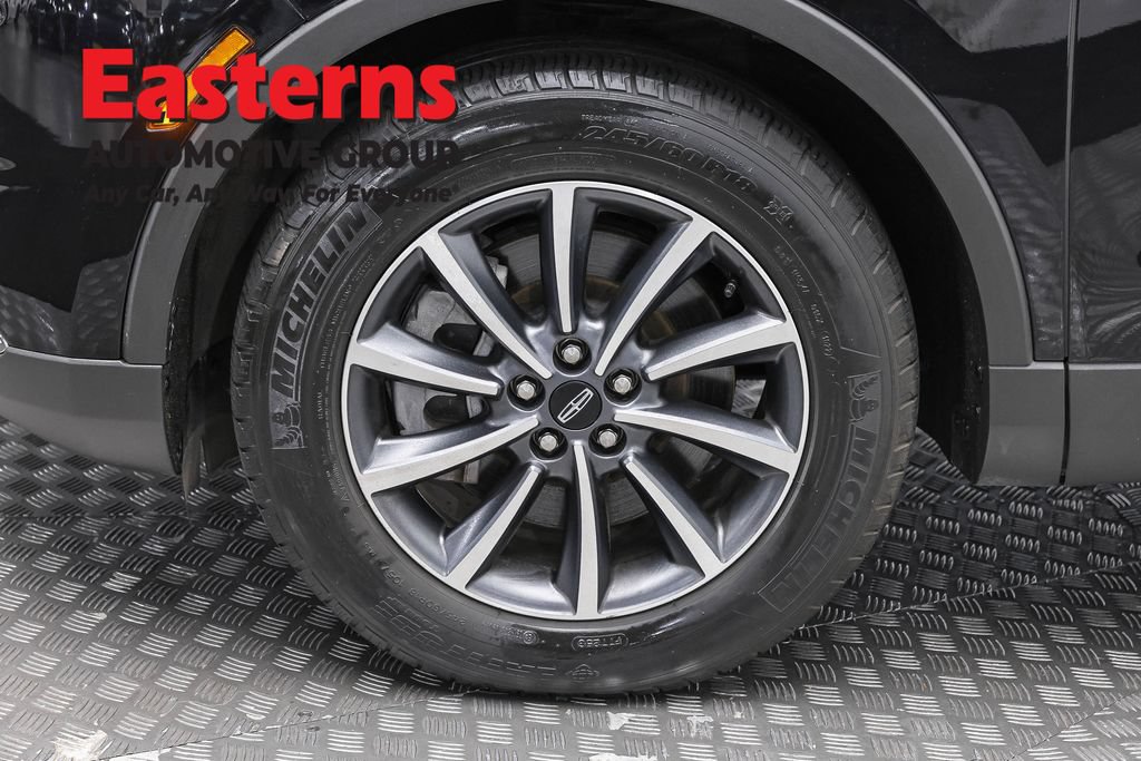 Used 2022 Lincoln Nautilus FWD image 35