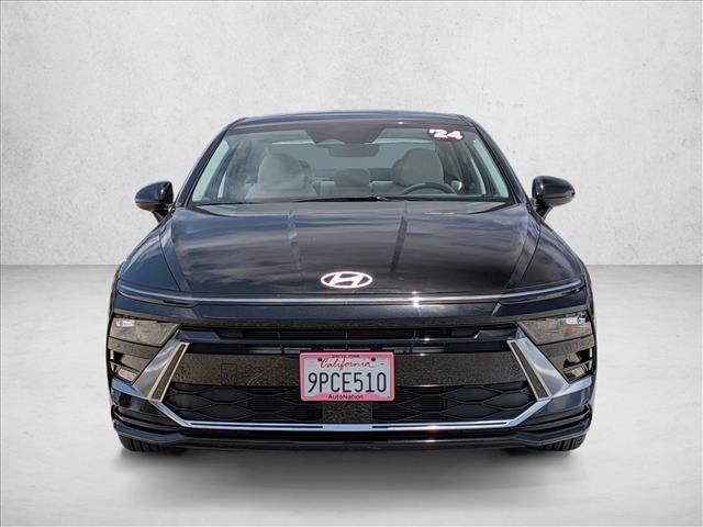 Used 2024 Hyundai Sonata SEL FWD image 2