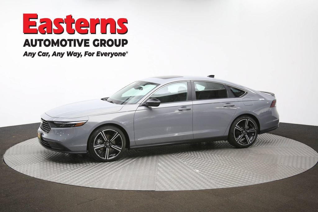 Used 2025 Honda Accord Sport image 55