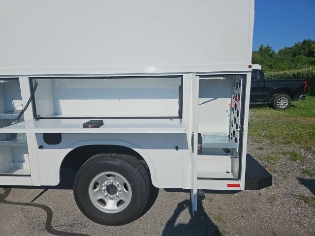New 2025 Chevrolet Express 3500 w/ Power Convenience Package RWD image 11