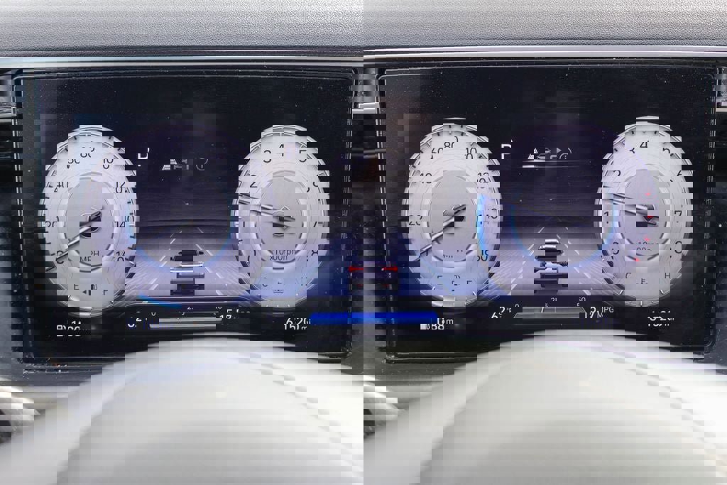 Used 2023 Hyundai Santa Cruz SEL Premium image 12