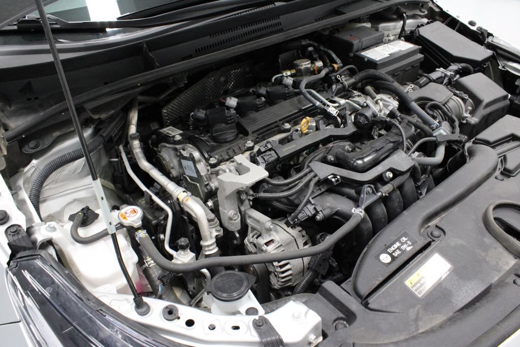 Used 2025 Toyota Corolla SE FWD image 32