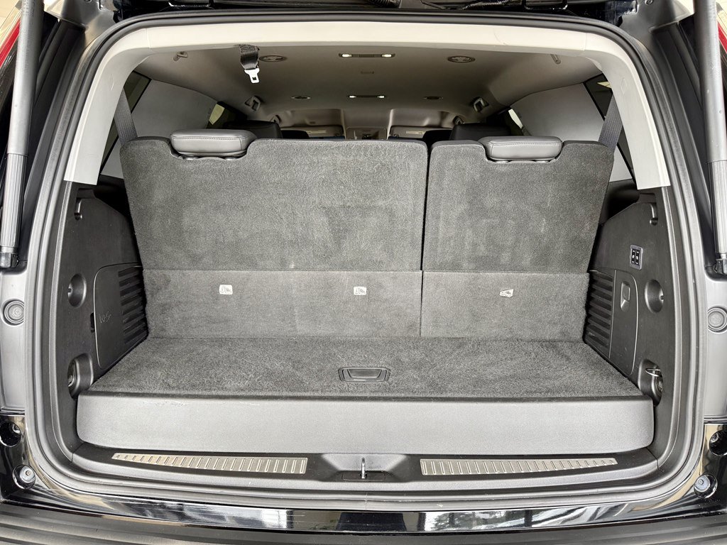Used 2018 Cadillac Escalade 2WD image 9