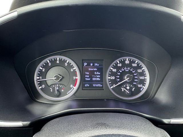 Used 2019 Hyundai Santa Fe SE image 11