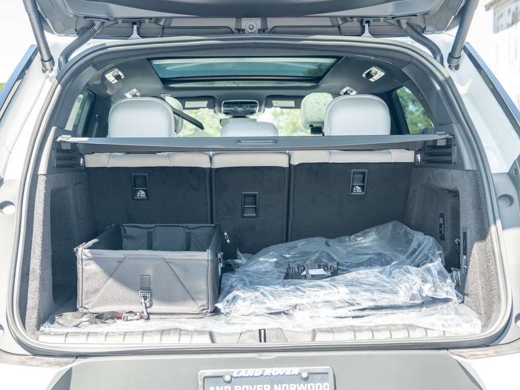 New 2027 Land Rover Range Rover Sport SE AWD/4WD image 25