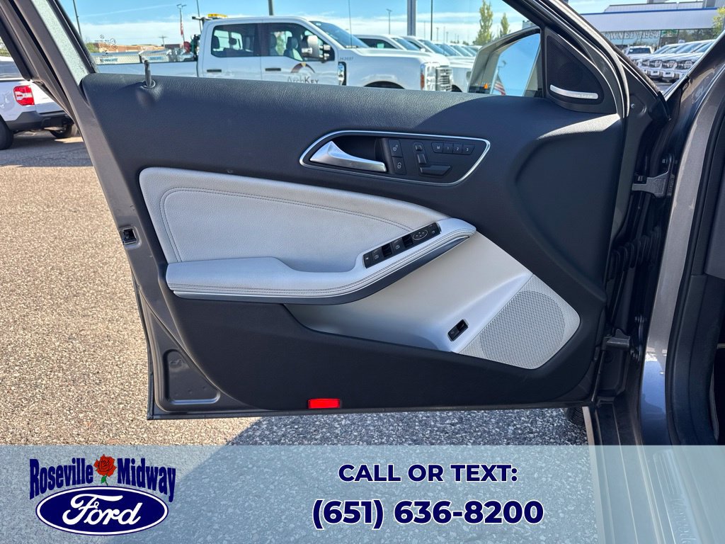 Used 2017 Mercedes-Benz GLA 250 image 21