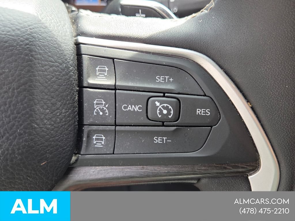 Used 2024 Jeep Grand Cherokee L Limited w/ Luxury Tech Group II AWD/4WD image 27