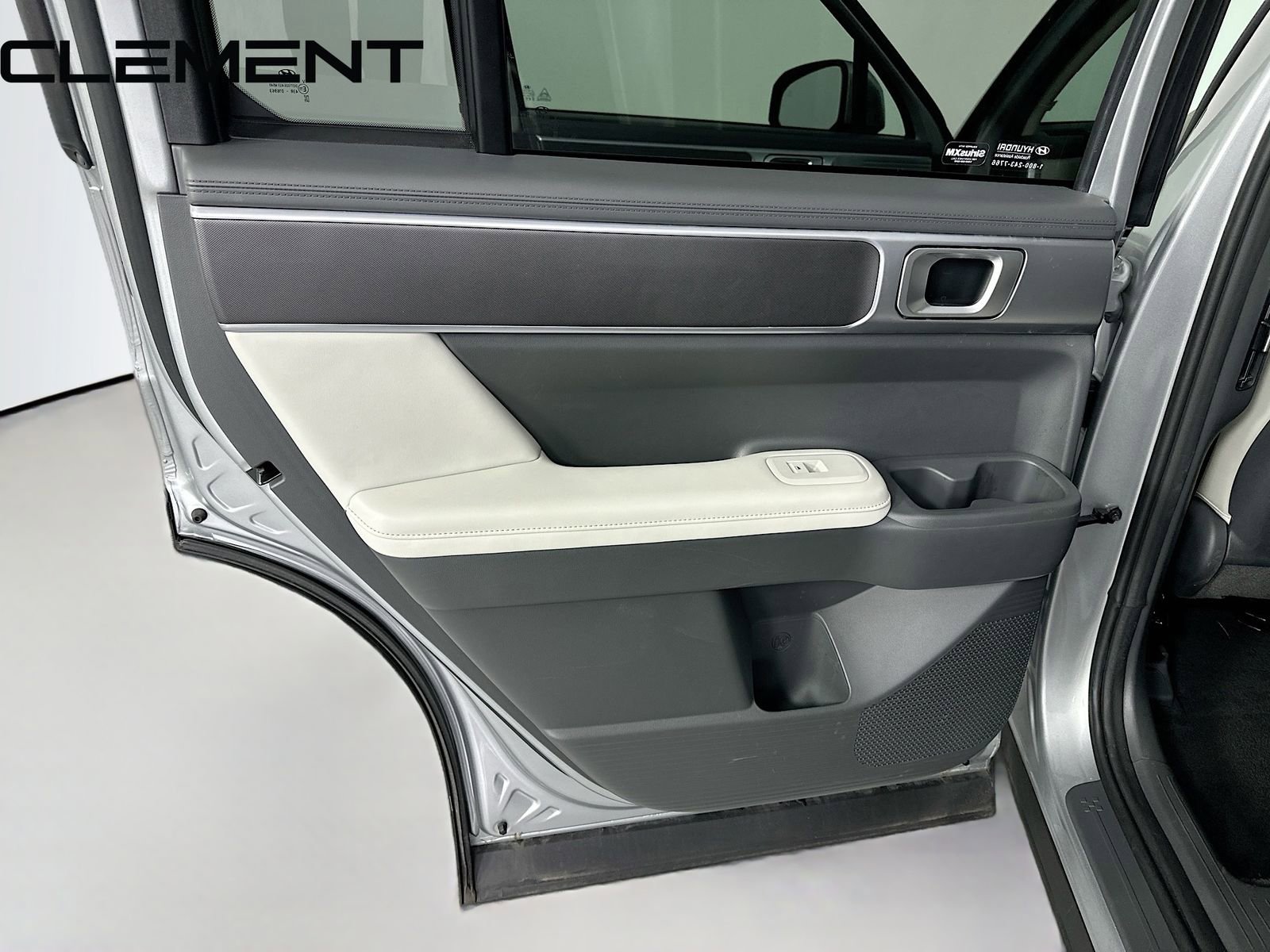 Certified 2025 Hyundai Santa Fe SEL FWD image 30