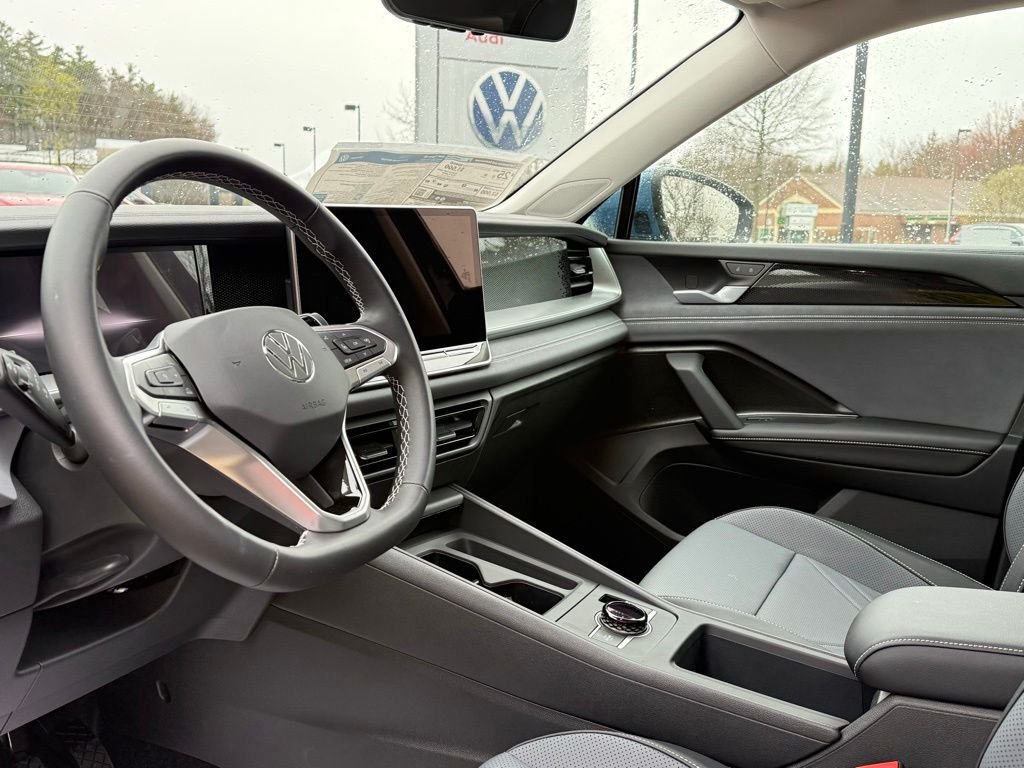 New 2026 Volkswagen Tiguan SE AWD/4WD image 26