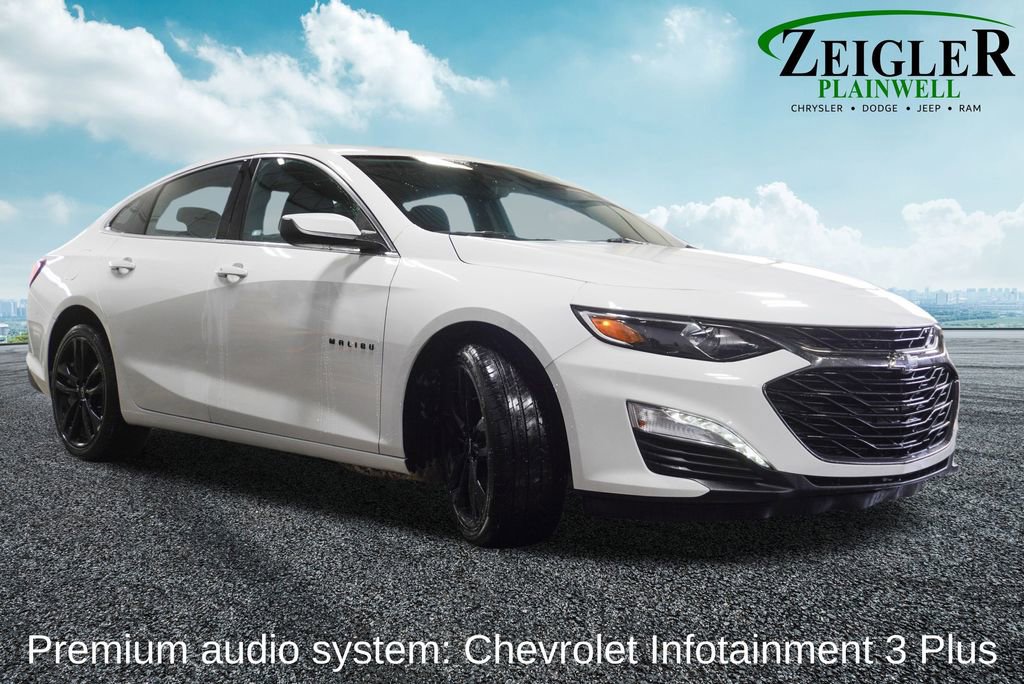 Used 2024 Chevrolet Malibu LT w/ Sport Edition image 4