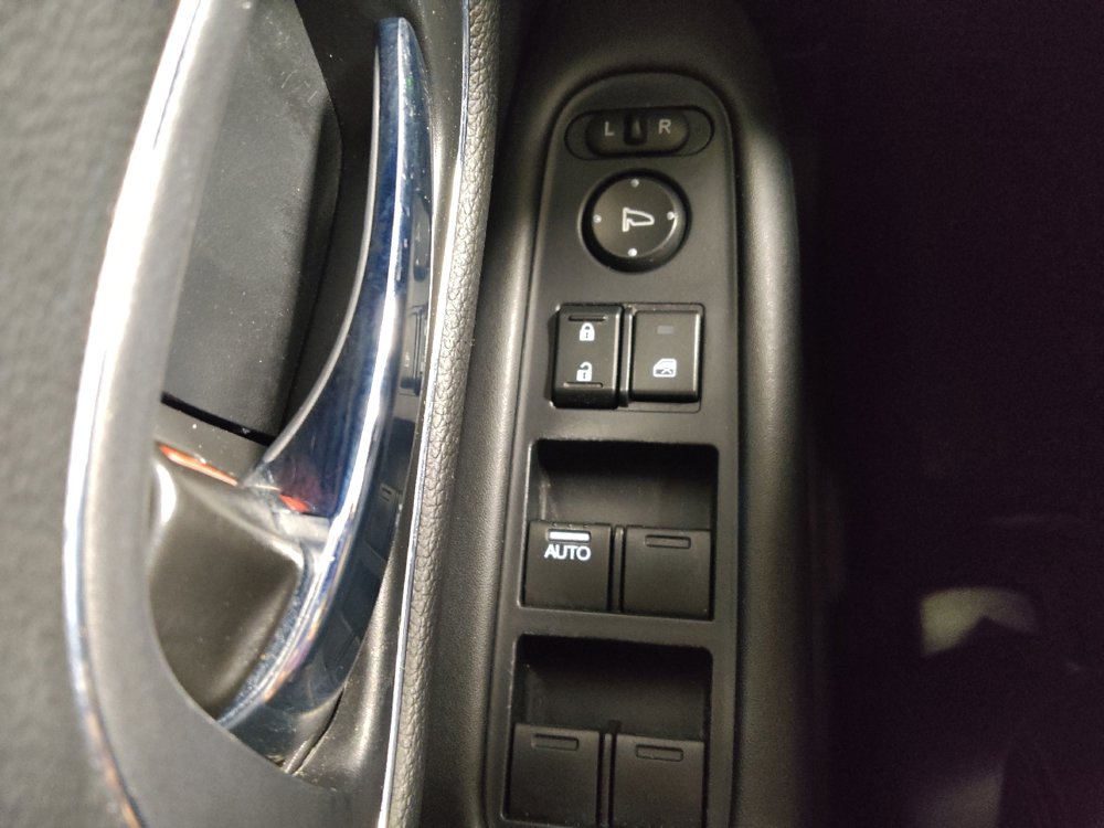 Used 2019 Honda HR-V Touring image 27