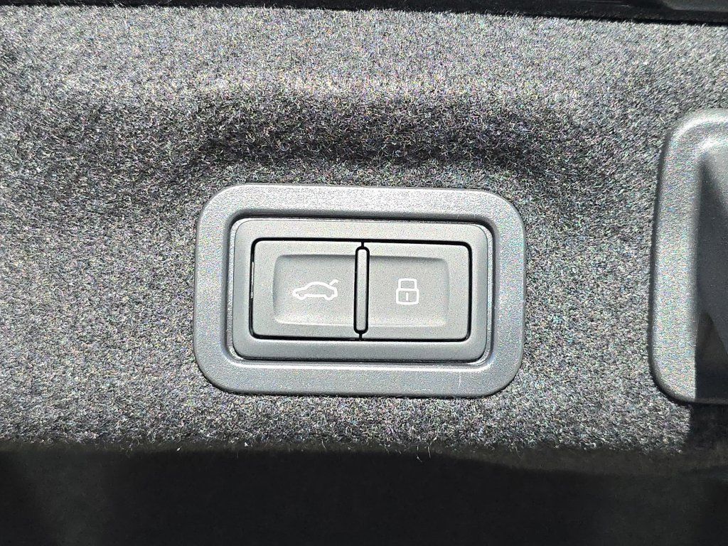 New 2026 Audi A6 Premium Plus AWD/4WD image 13