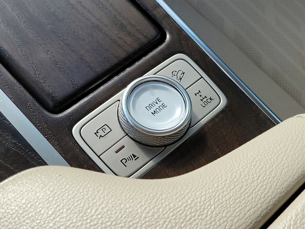 Used 2023 Genesis GV80 2.5T w/ Advanced Package AWD/4WD image 40