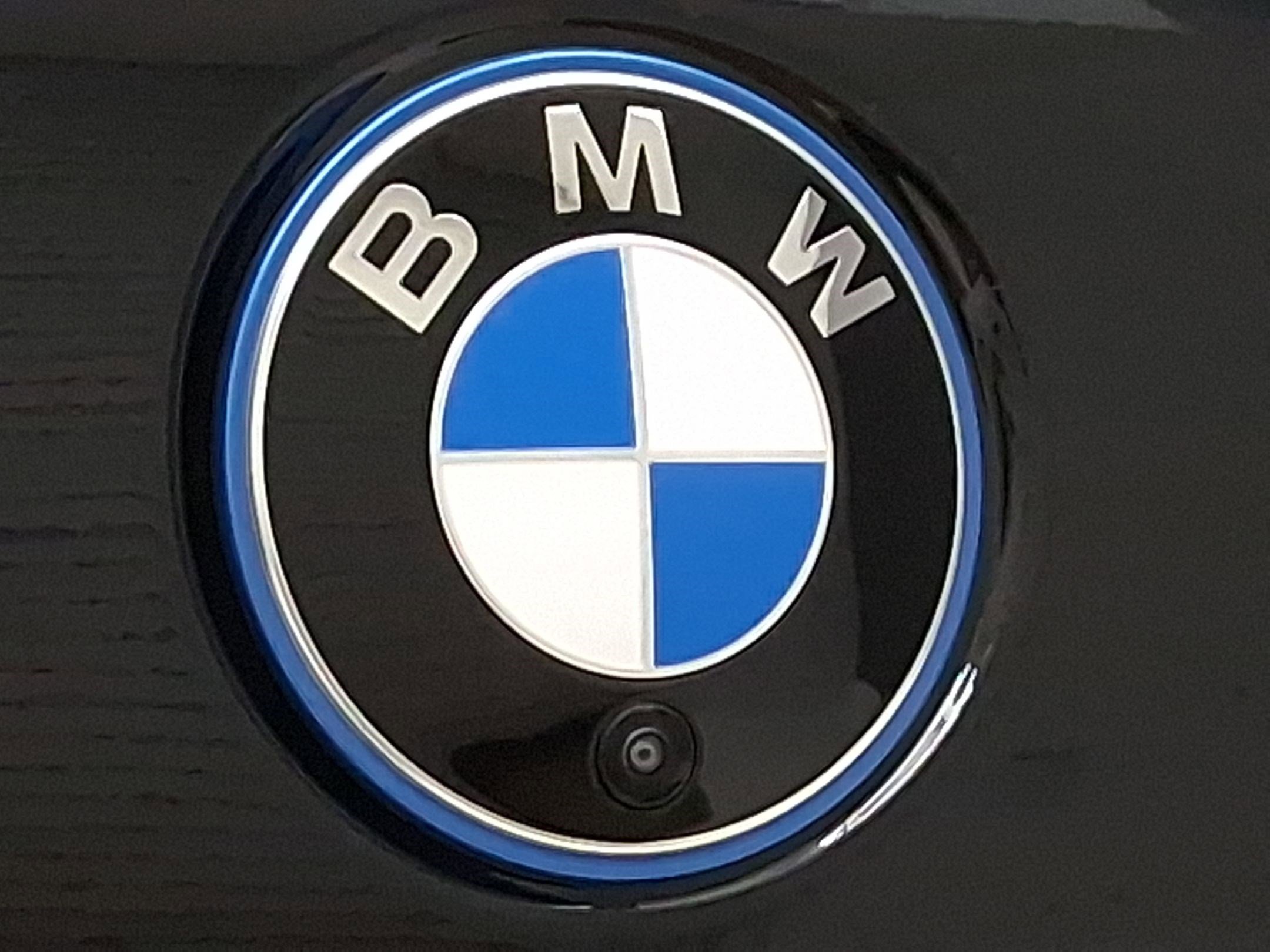 New 2026 BMW 750e xDrive w/ Premium Package AWD/4WD image 19