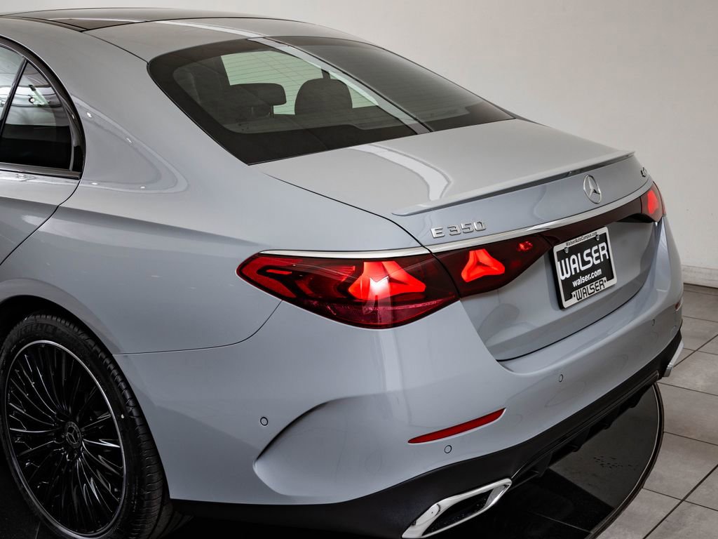 New 2026 Mercedes-Benz E 350 4MATIC Sedan image 19
