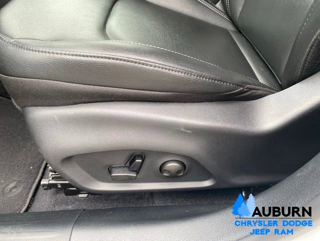 Used 2026 Jeep Compass Limited AWD/4WD image 33