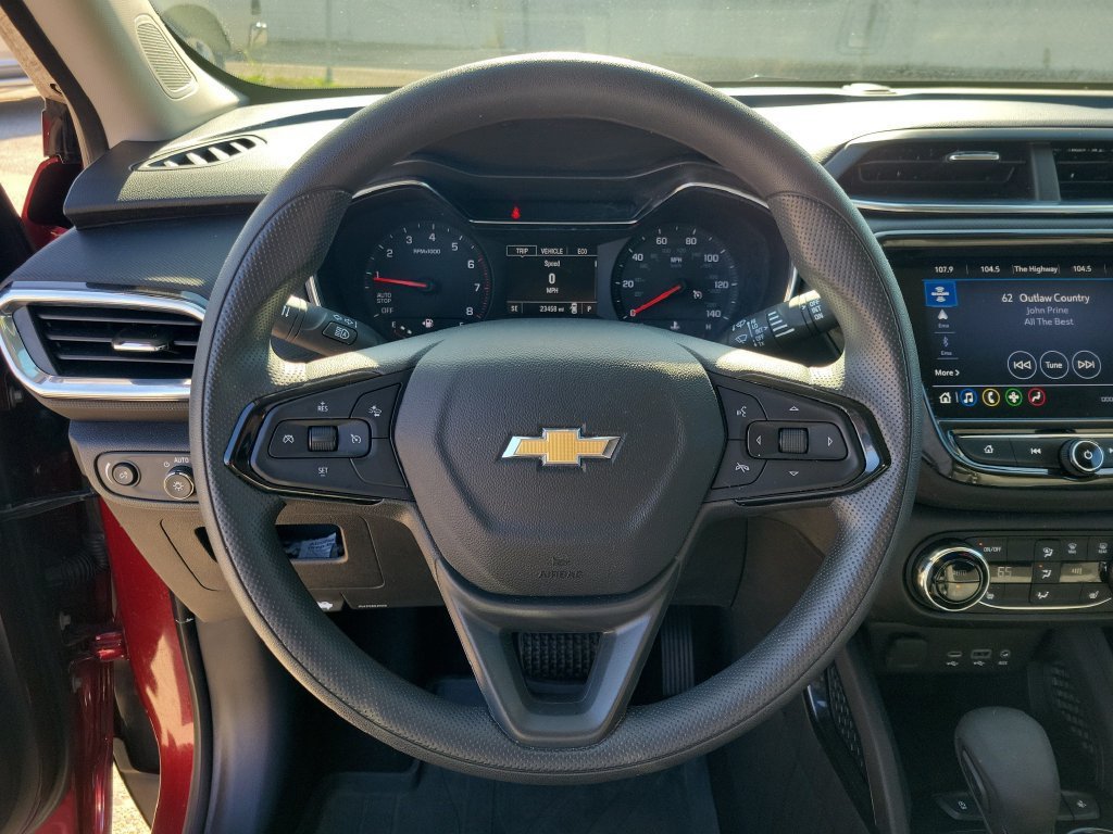 Used 2023 Chevrolet TrailBlazer LT w/ Convenience Package FWD image 20