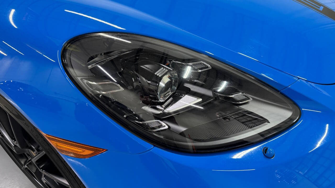 Used 2022 Porsche 718 Cayman GTS RWD image 4