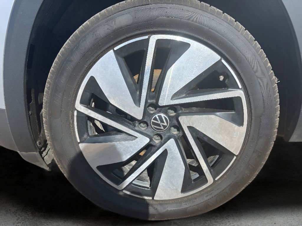 Used 2025 Volkswagen Atlas SE image 18