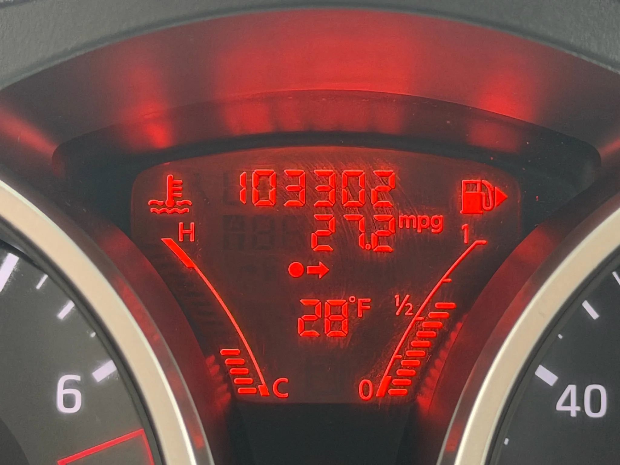 Used 2015 Nissan Juke SL image 47