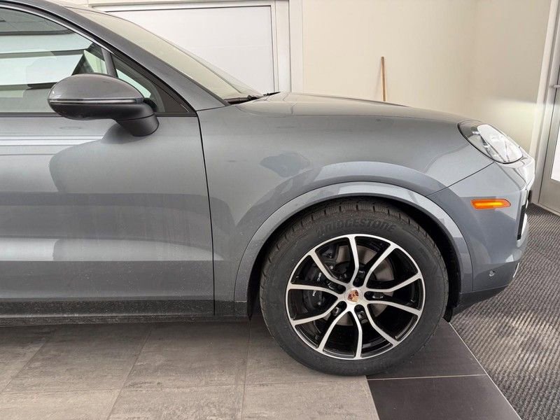 New 2026 Porsche Cayenne AWD/4WD image 10