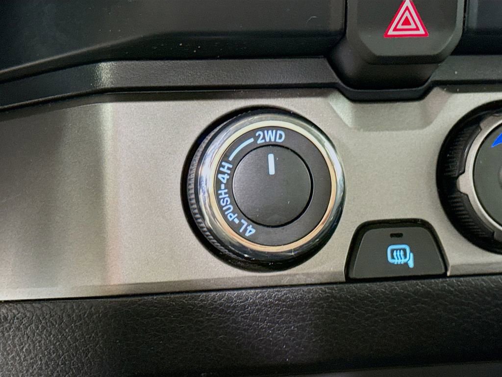 Used 2022 Toyota Tacoma SR5 w/ Trail Edition AWD/4WD image 11
