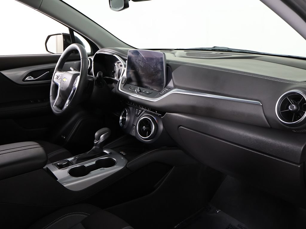 Used 2023 Chevrolet Blazer LT w/ Convenience Package FWD image 25