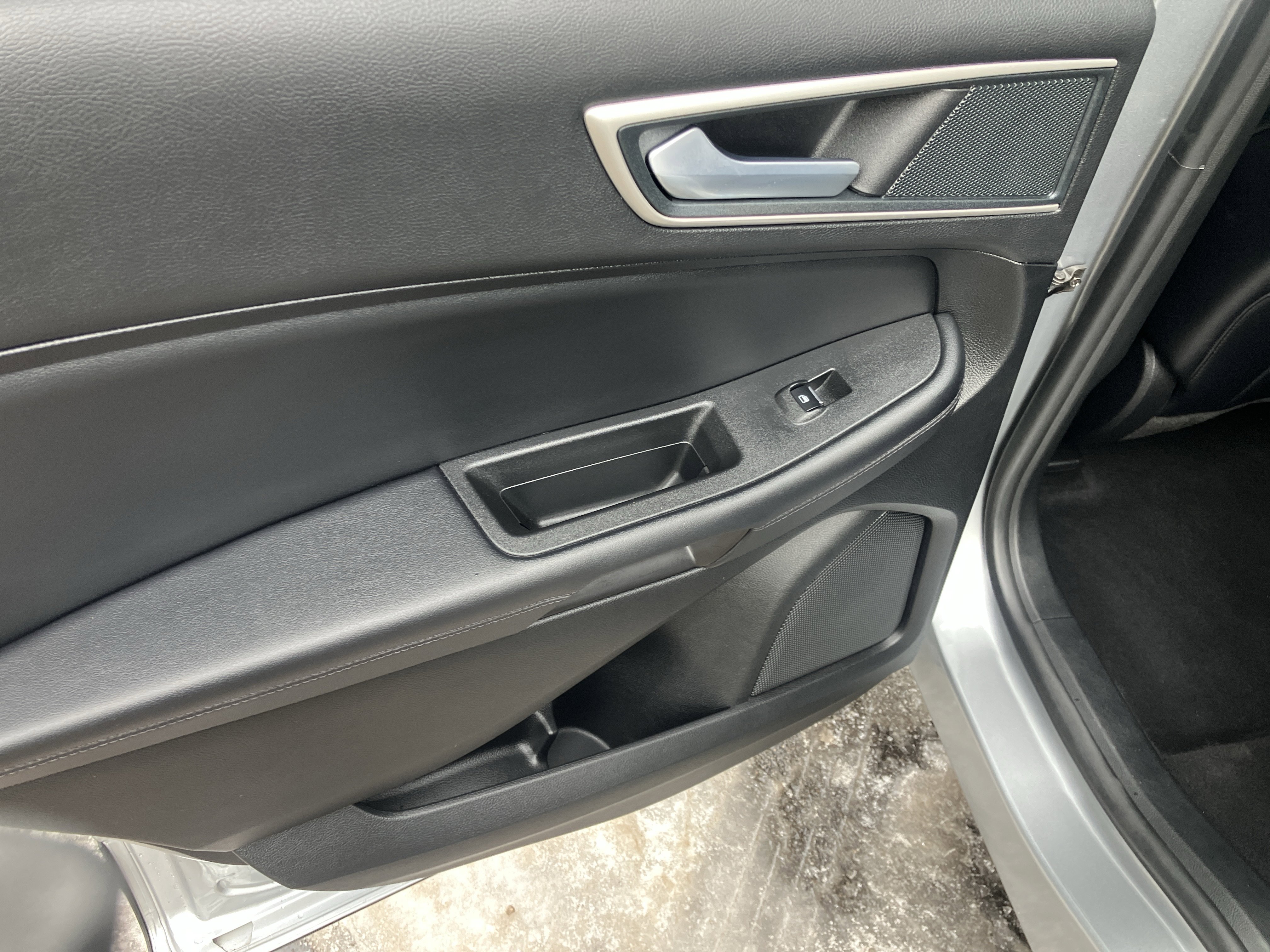 Certified 2024 Ford Edge SEL image 14