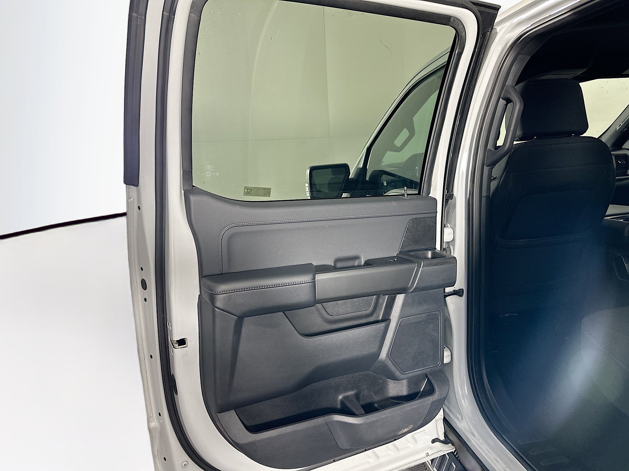 Used 2023 Ford F150 XLT w/ Equipment Group 302A High image 27