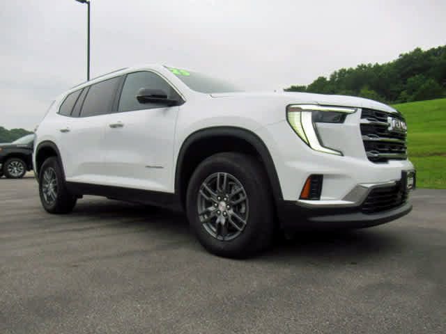 Used 2025 GMC Acadia Elevation image 13