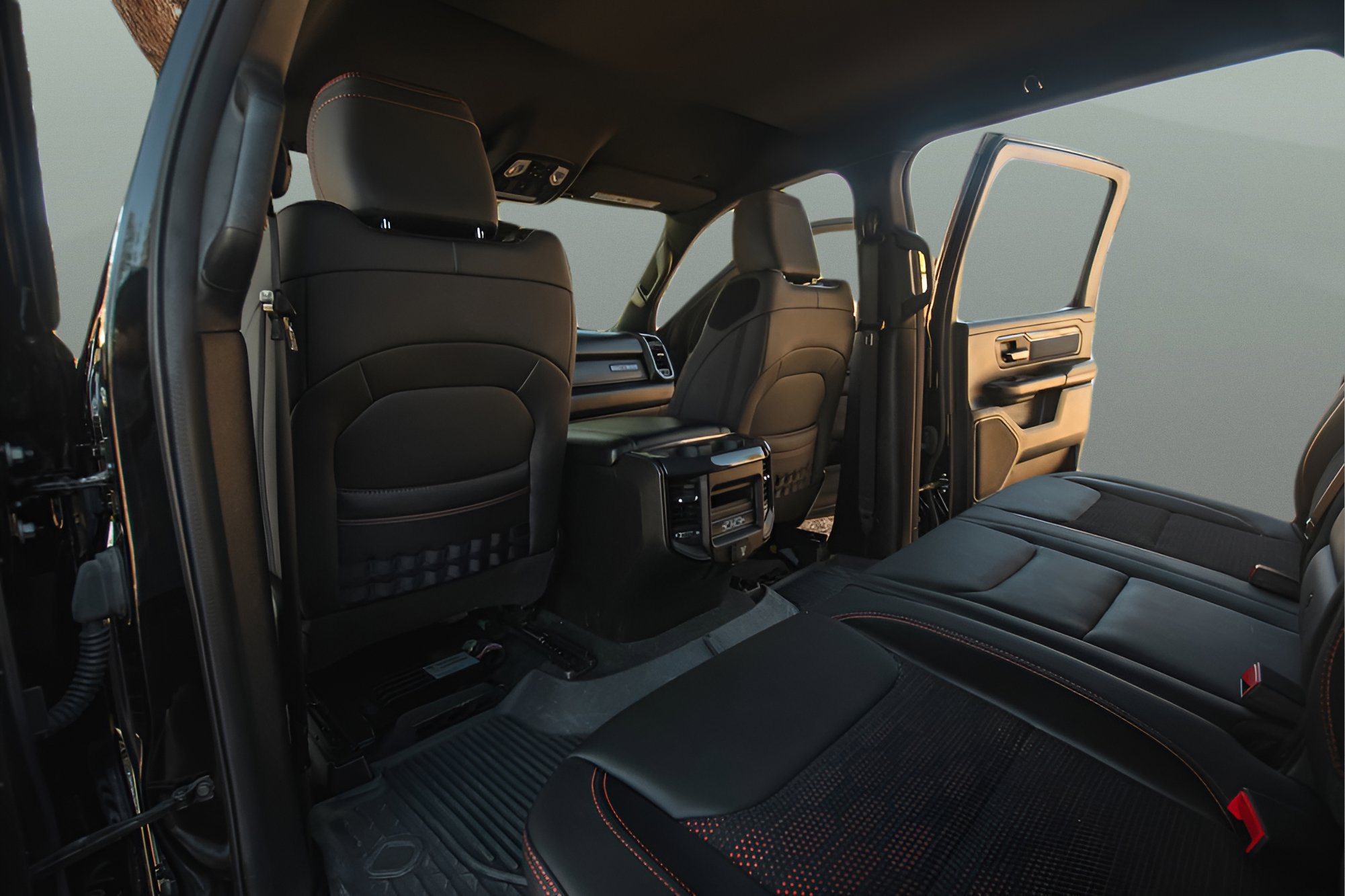 Used 2022 RAM 1500 Big Horn w/ Built-to-serve Edition image 20