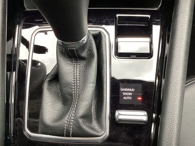 New 2026 Jeep Compass Limited w/ Sun, Sound & Navigation Group AWD/4WD image 15