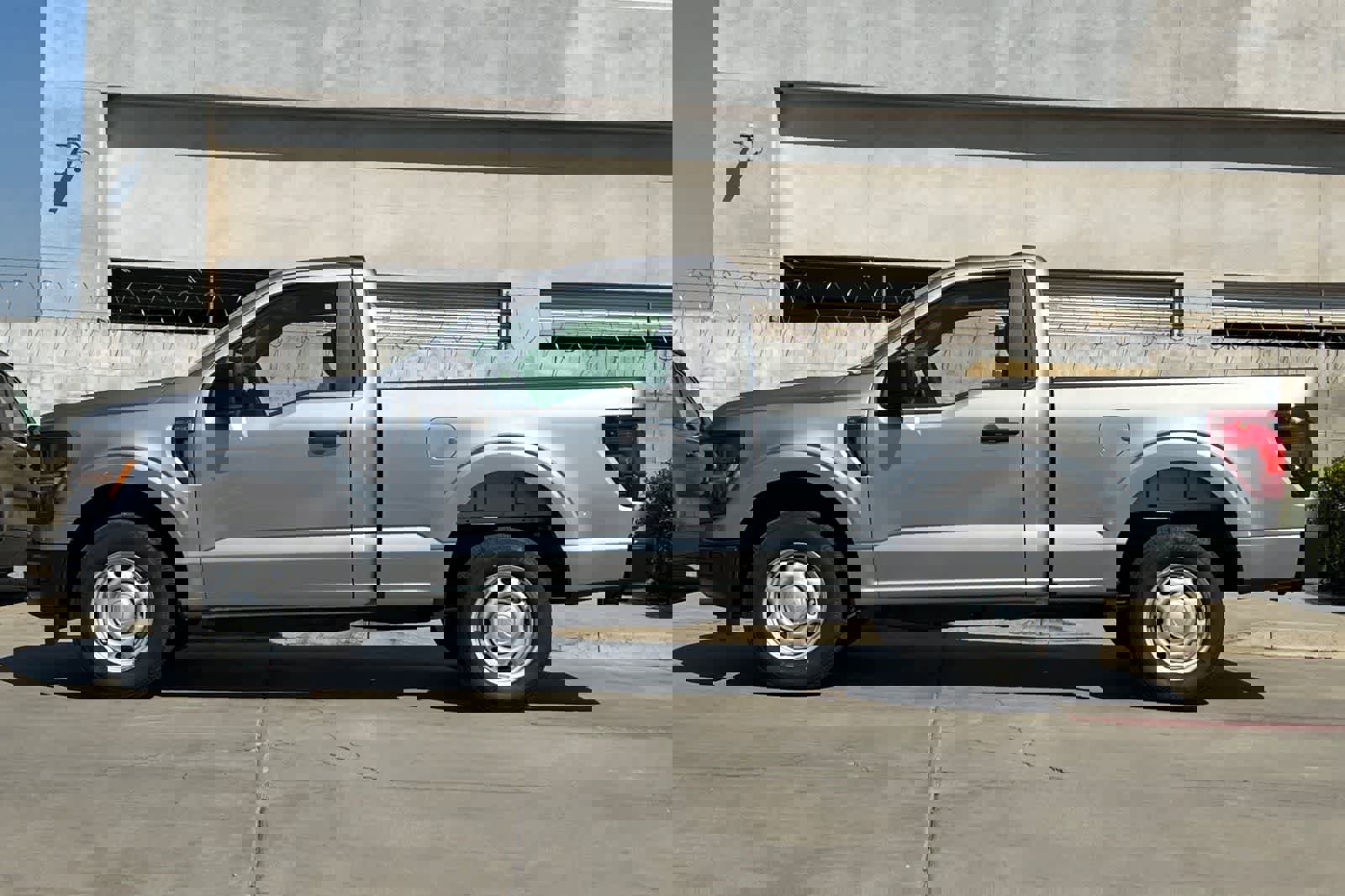 Used 2024 Ford F150 XL image 6