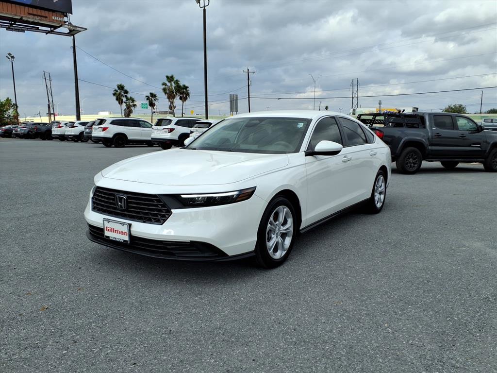 Certified 2025 Honda Accord LX image 4