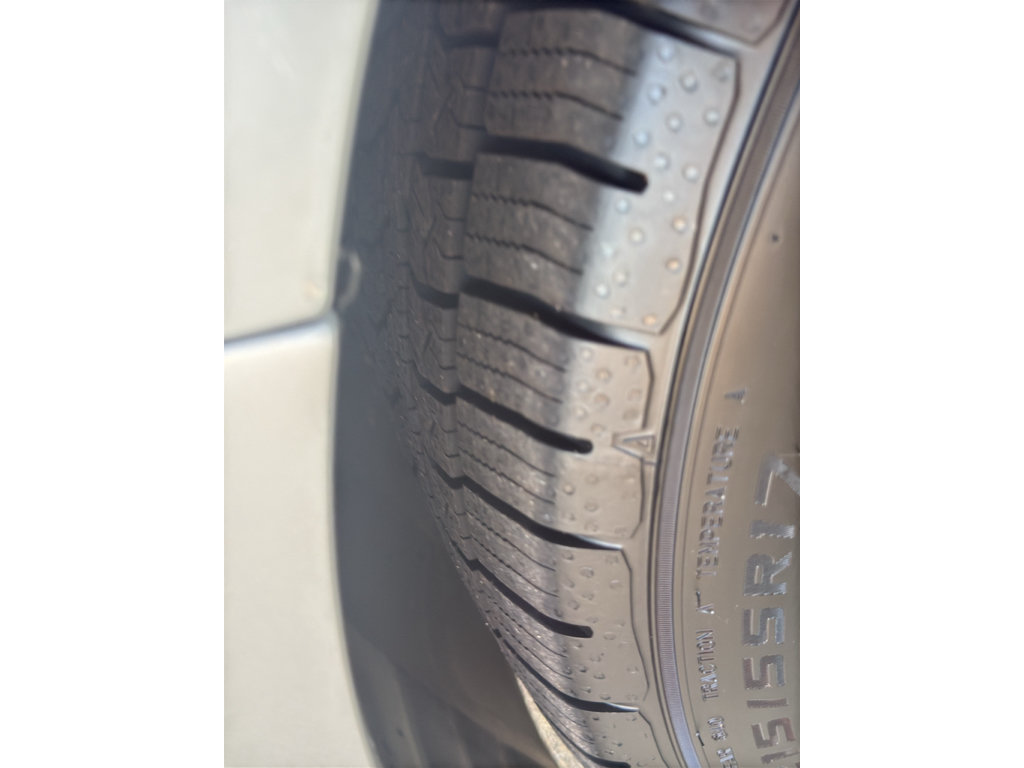 Used 2022 Nissan Altima 2.5 SV AWD/4WD image 8