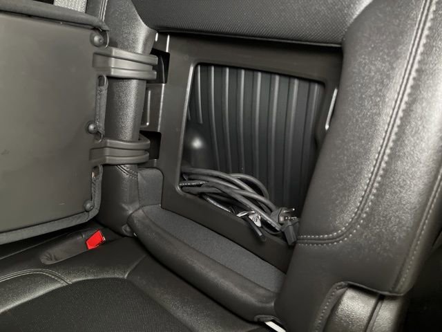 Used 2022 GMC Sierra 2500 SLT w/ SLT Convenience Package image 73