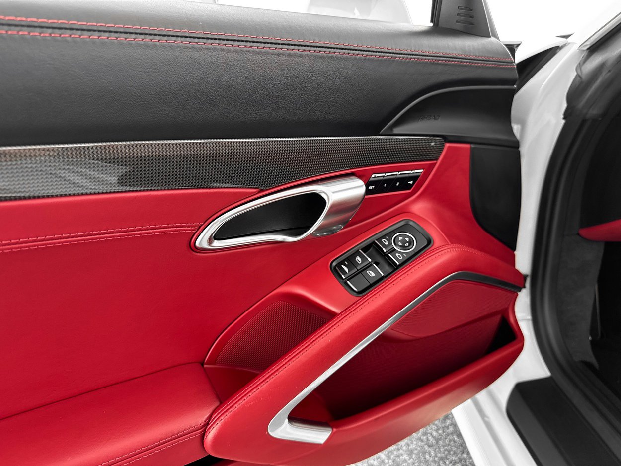 Used 2019 Porsche 911 Turbo S image 14