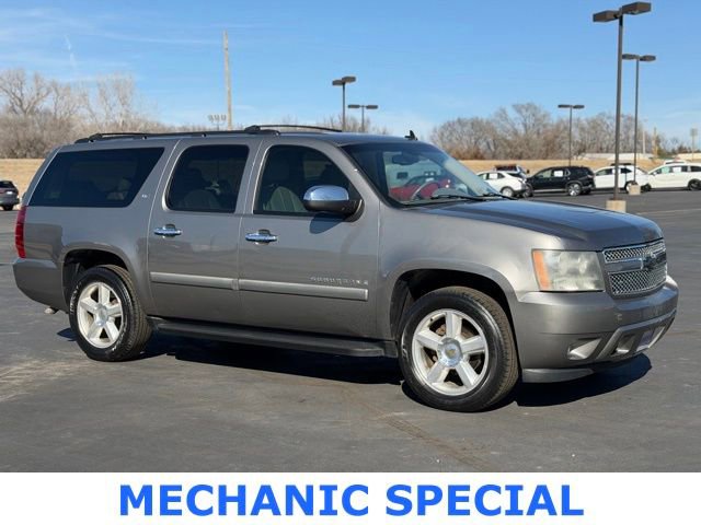 Used 2008 Chevrolet Suburban LTZ w/ LTZ Preferred Equipment Group image 1