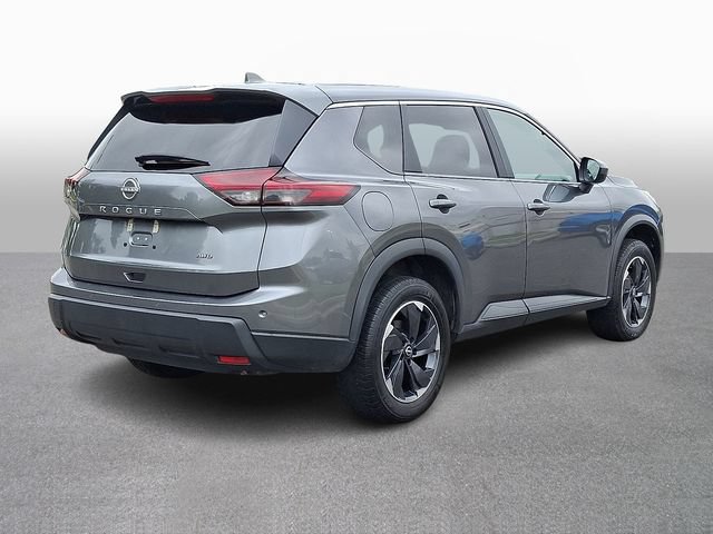 Used 2025 Nissan Rogue SV AWD/4WD image 4
