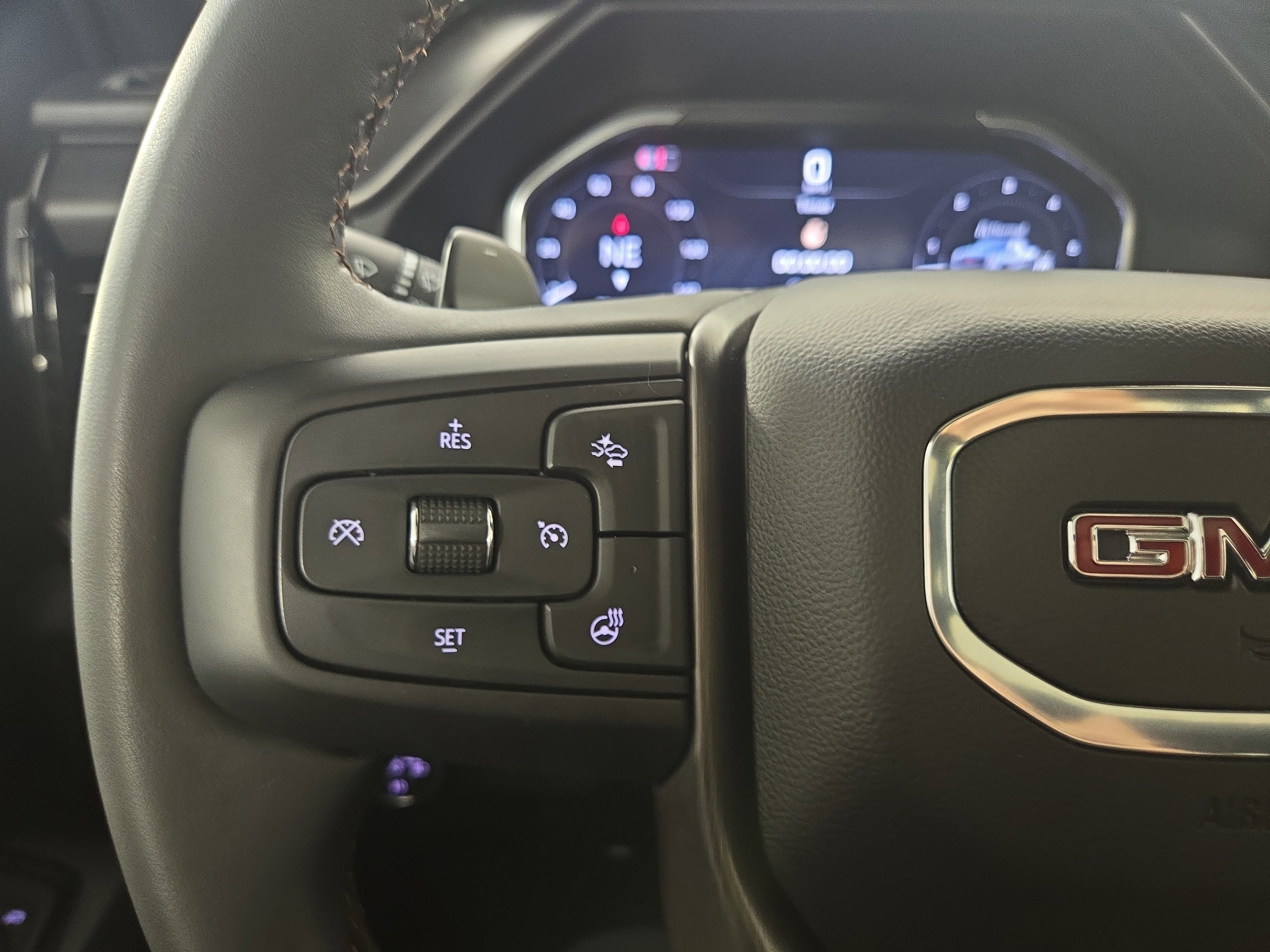 Certified 2024 GMC Sierra 1500 AT4 w/ Technology Package AWD/4WD image 15
