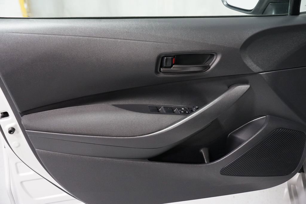 Certified 2024 Toyota Corolla LE image 27