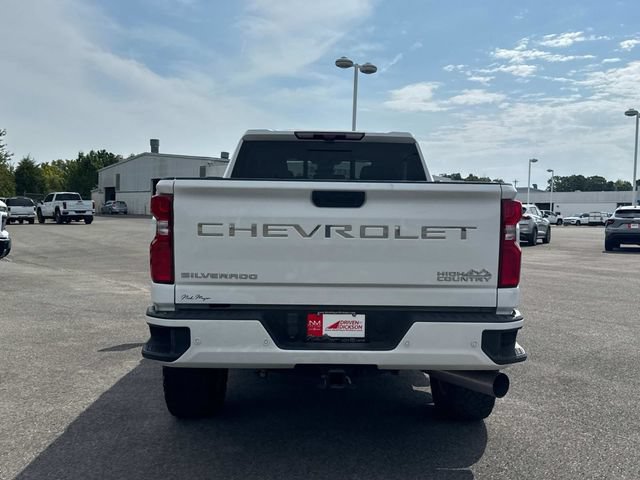 Used 2024 Chevrolet Silverado 3500 High Country w/ High Country Premium Package AWD/4WD image 5